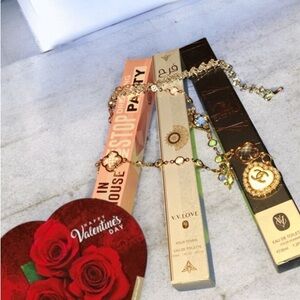 Valentines Love Perfume Sets with Gold Necklace